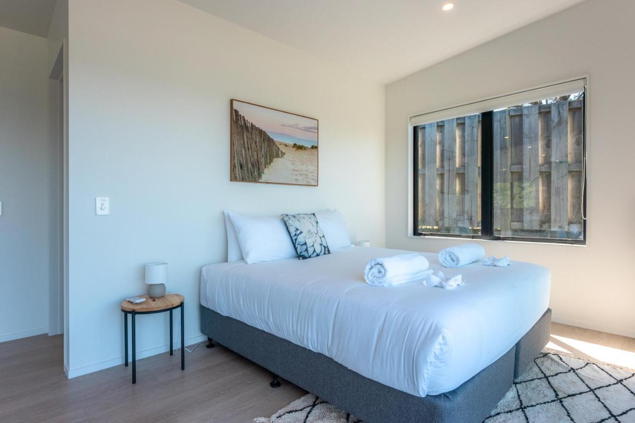 Luna Cottage. Stunning Ocean Views On Waiheke Oneroa Ngoại thất bức ảnh